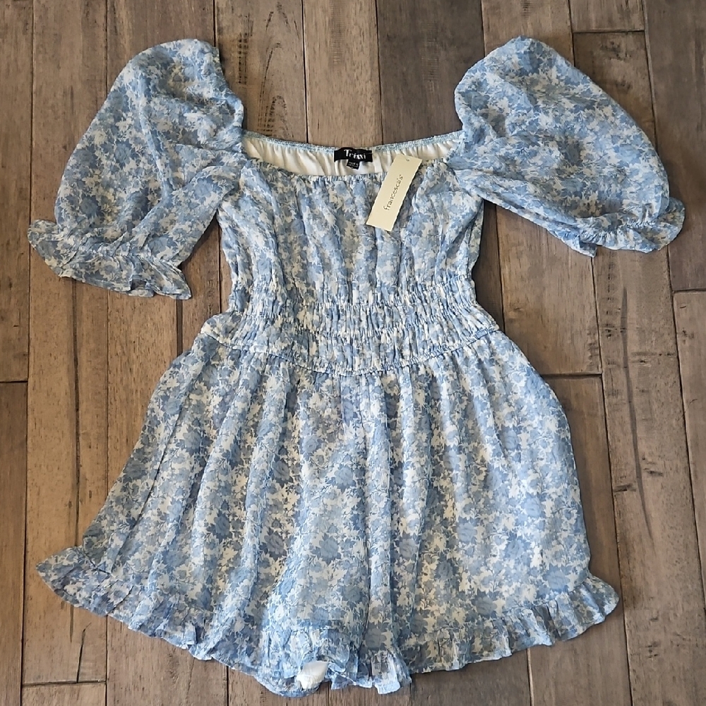 NWT Francesca's Trixxi Blue Floral Puff Sleeve Romper - Women's Size Small